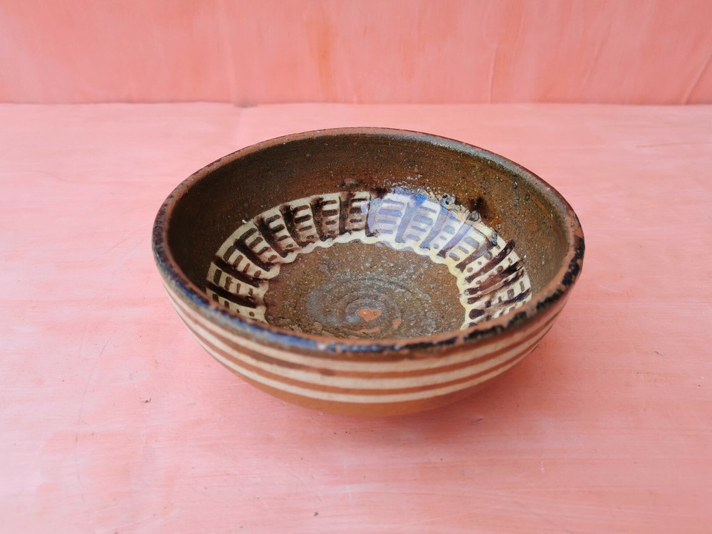 OLD ANTIQUE PRIMITIVE REDWARE GLAZED ROUND BOWL PLATE
