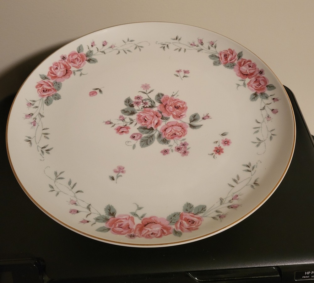 Cake Plate 10" Diameter, 5" High