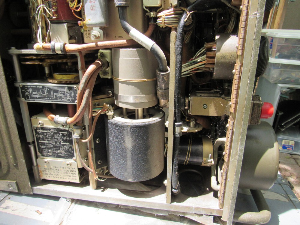 Vintage US Military Radio Transmitter T-217A/GR General Motors Co HAM Radio