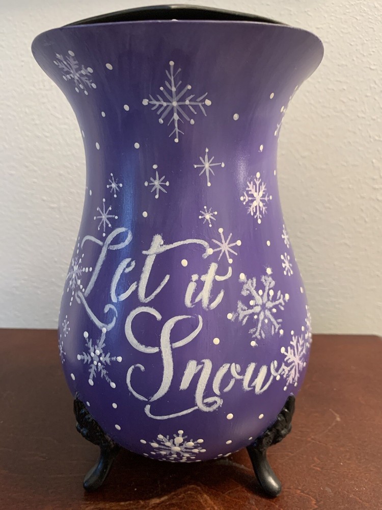 Hand Made Tole Painting Metal VaseWinter Theme
