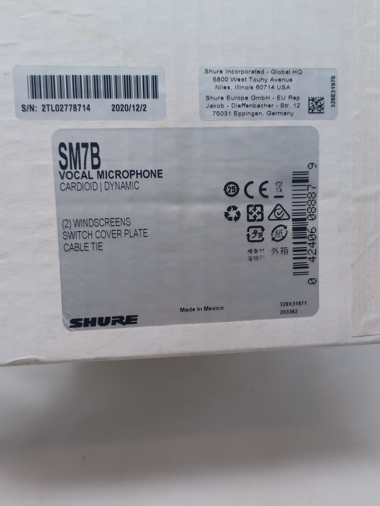 Shure SM7B 50-20khz Microphone in Original Box