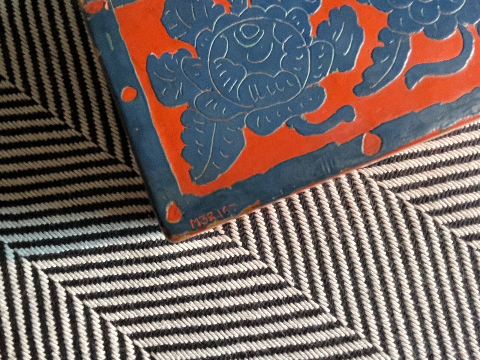 Large Antique Olinala Lacquered Wooden Box Chest Handmade Guerrero Mexico