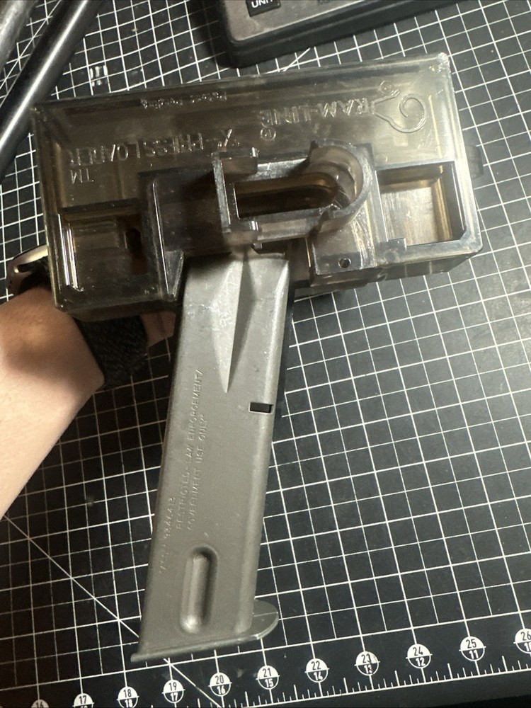 Beretta 9mm mag loader Works Please Read Description