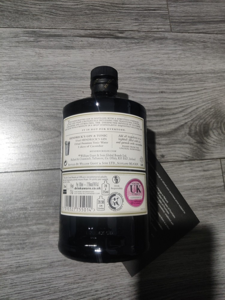 Hendrick`s gin 70 CL Bottle Empty with Cork top