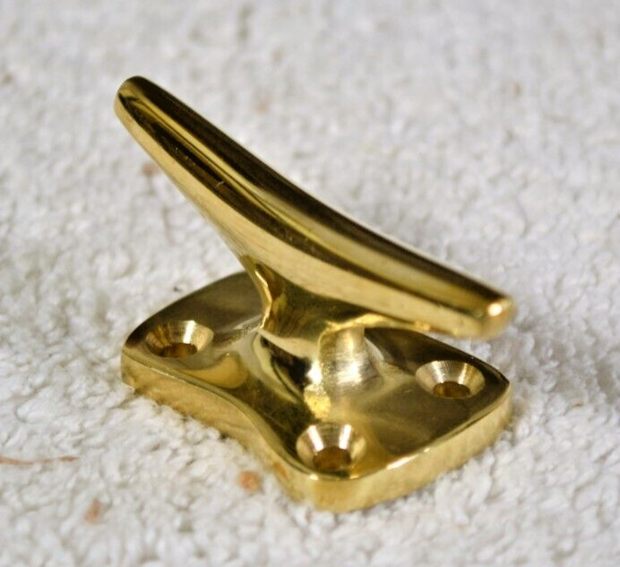 BRASS CLEAT 2"