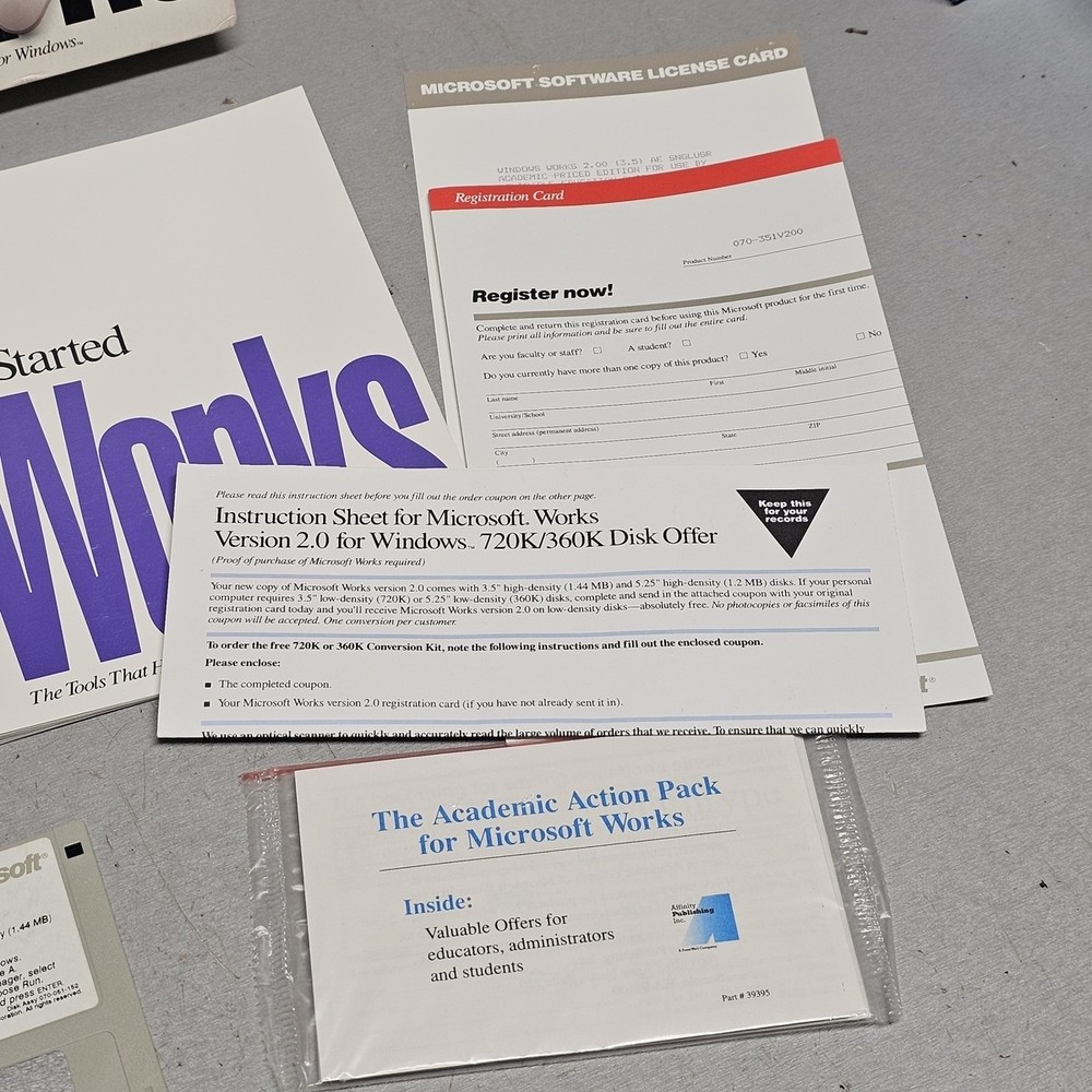 Microsoft Works Integrated Productivity Software Big Box Windows Vintage