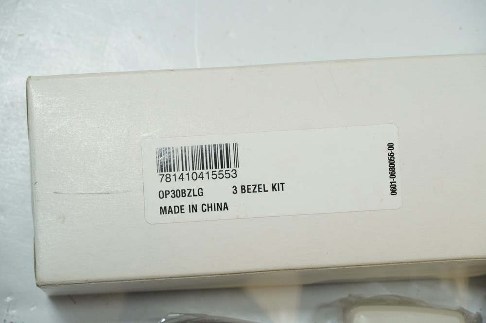 OP30BZLG 3 Bezel kit