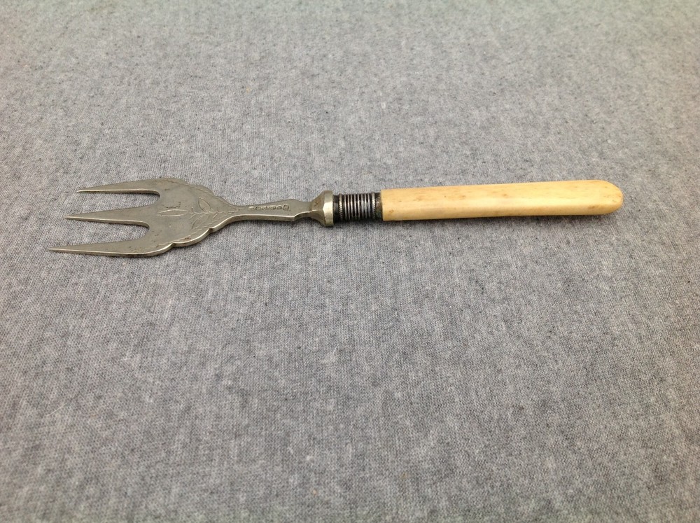 JGG & S Serving Fork
