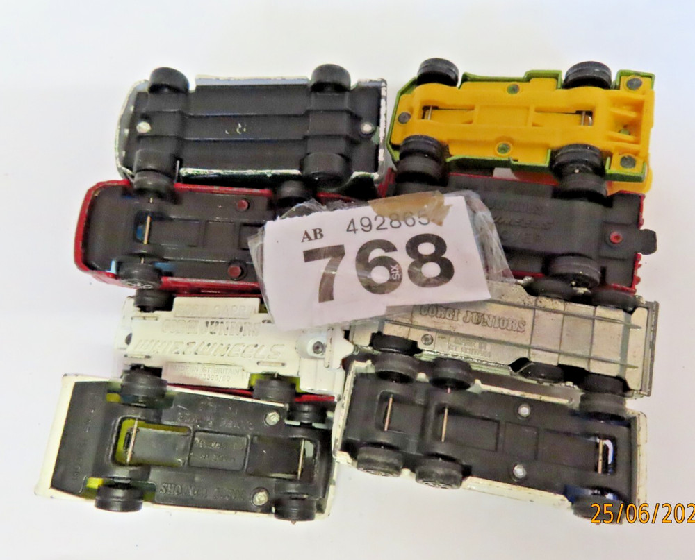 Corgi Juniors etc Model Car etc Collection 8 models ..*