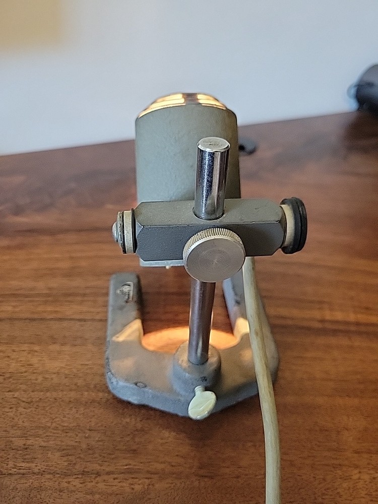 Vintage American Optical Microscope Illuminator Light Projector B1