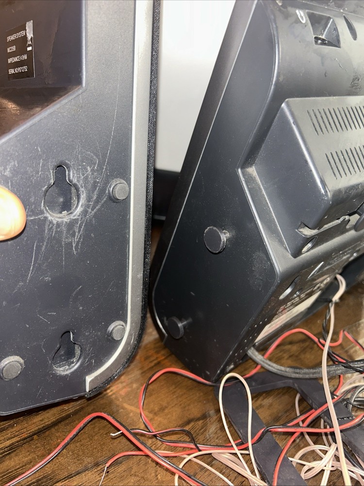 Philips MC235B /37 Micro System Shelf Stereo. Only Cd Doesn’t Play