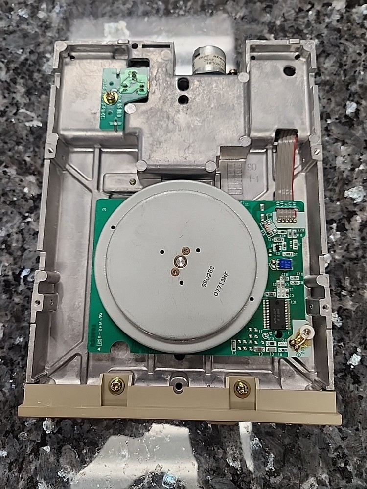 Chinon FR-506 Floppy Drive UNTESTED