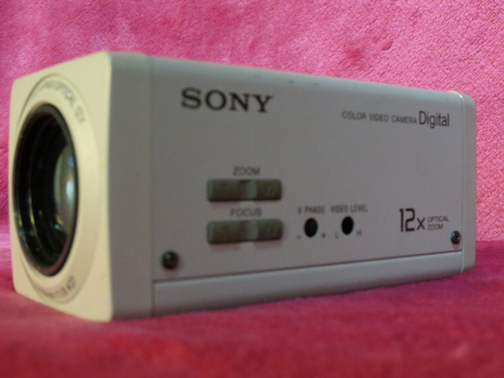 SONY COLOR VIDEO CAMERA DIGITAL