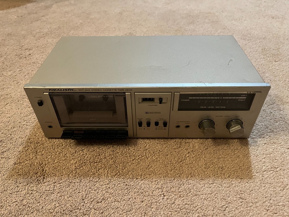 REALISTIC SCT-24A STEREO CASSETTE TAPE DECK