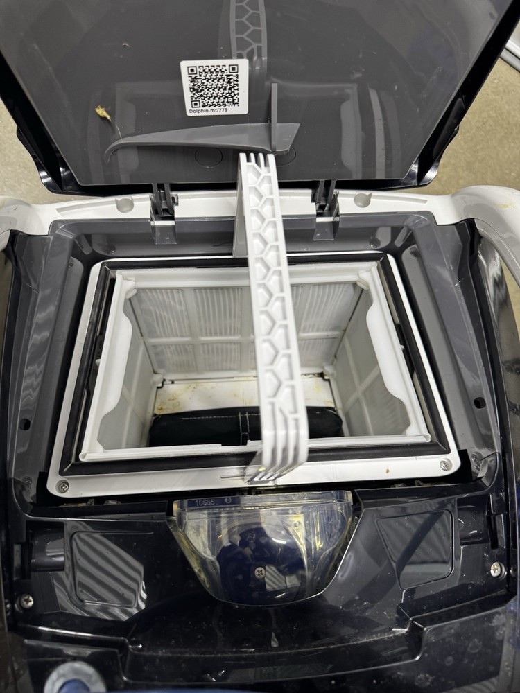 Dolphin Explorer E70 Robotic Pool Cleaner