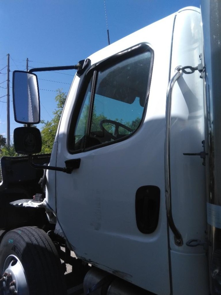 For 2004 FREIGHTLINER M2 106 2002-2014 DOOR ASSEMBLY Left ,  FL