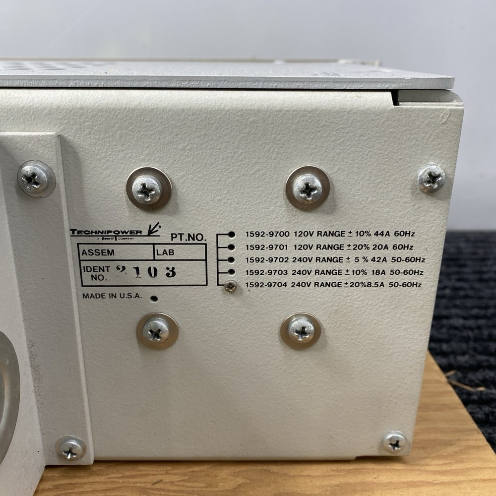 Variac 1592 Automatic Voltage Regulator 240V by TechniPower