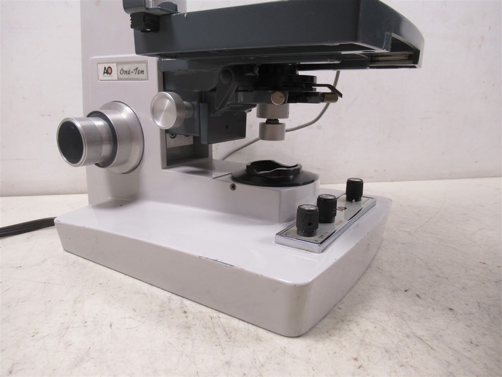 AO American Optical One-Ten Microstar Dual Head Binocular Laboratory Microscope