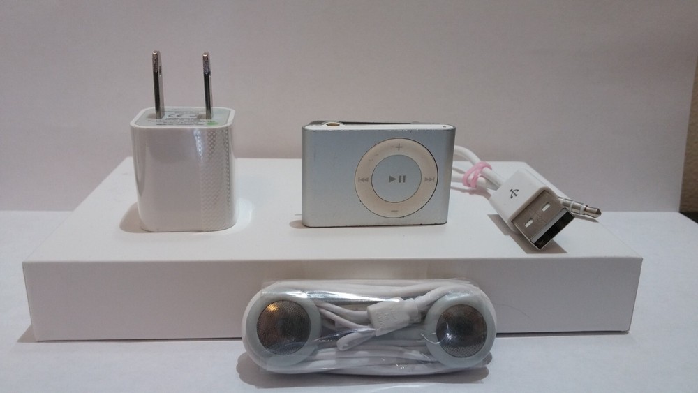 Apple iPod shuffle 2nd generation 1GB silver