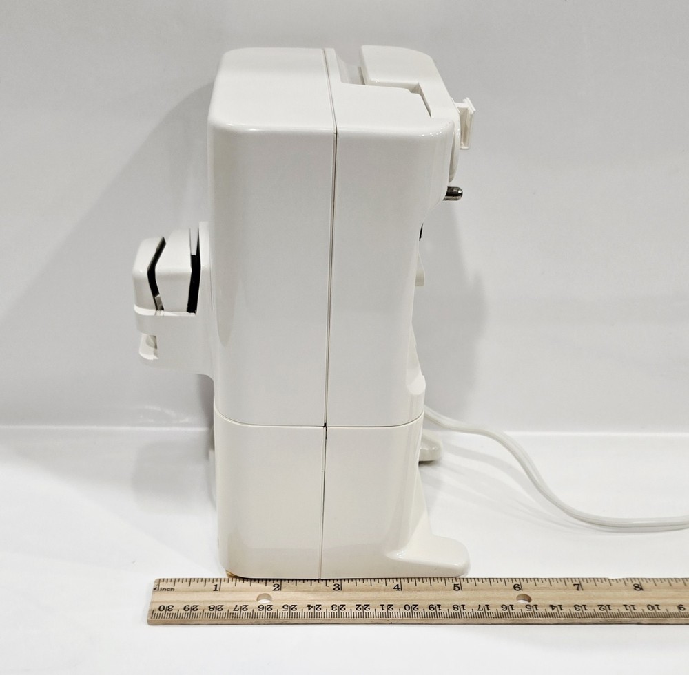 OSTER Adjustable Height CAN OPENER/Knife Sharpener MODEL# 4032-20~MISSING MAGNET
