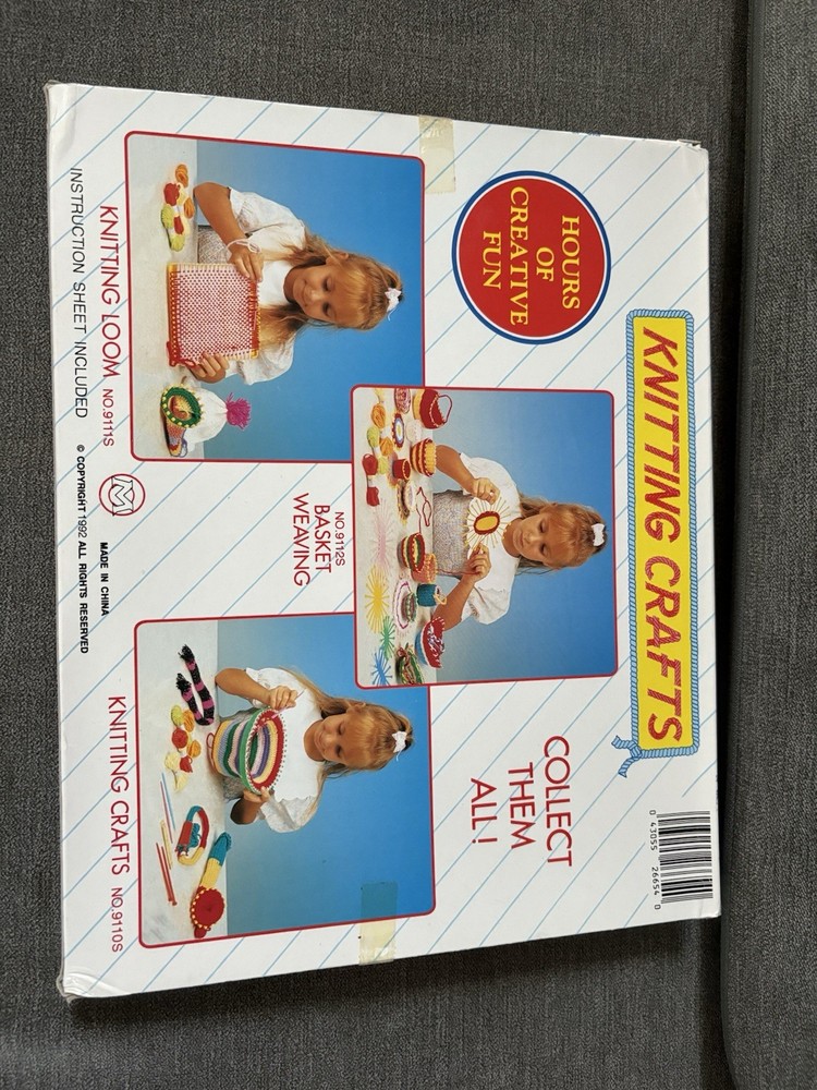 Vintage Knitting Craft Knitting Kit Complete Set NEW