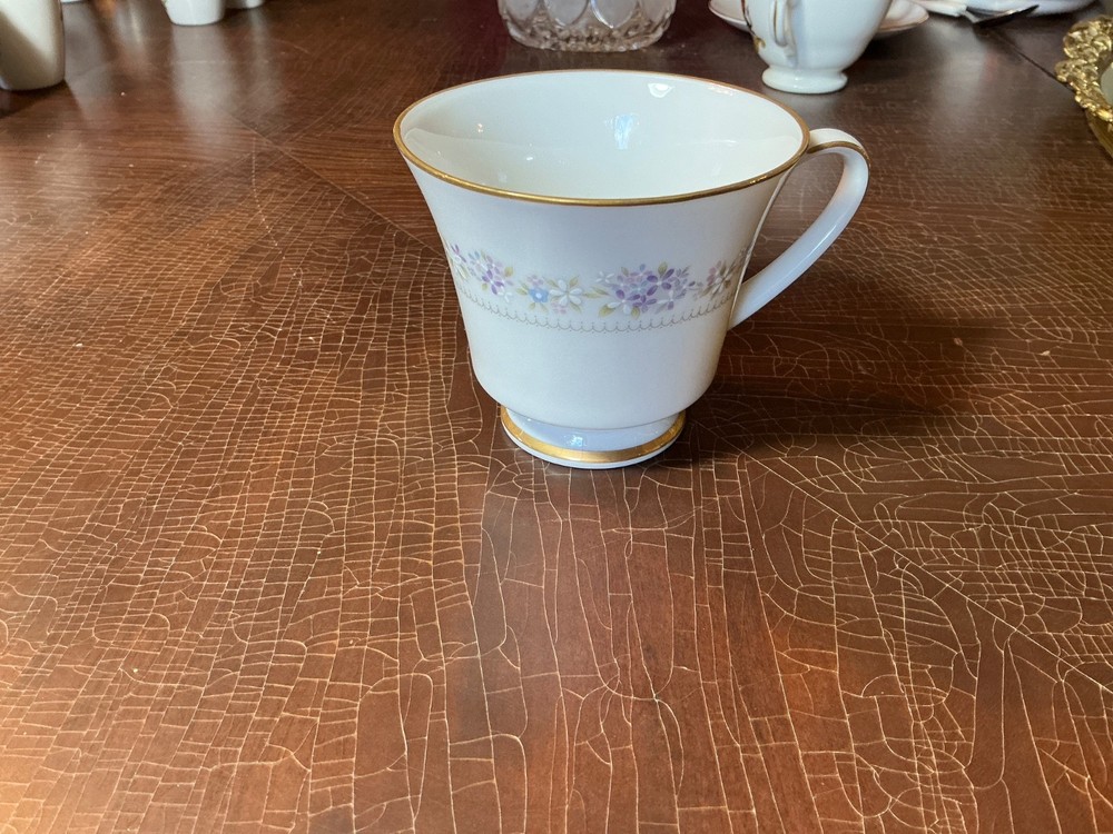 Lilac Time by NORITAKE Teacup