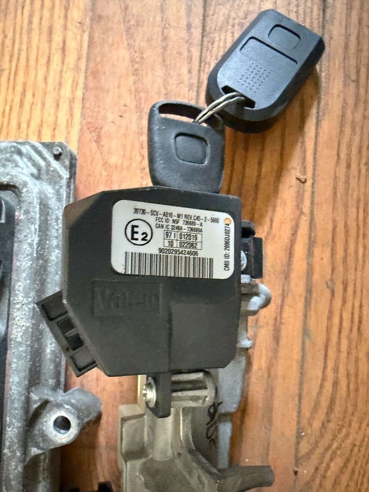 2009 HONDA ODYSSEY OEM Engine Computer Module ECM RGW-A01 Ignition Switch & Key