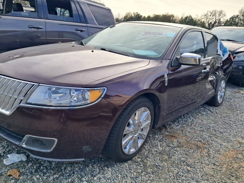 MKZ 2011 Glove Box 4902259