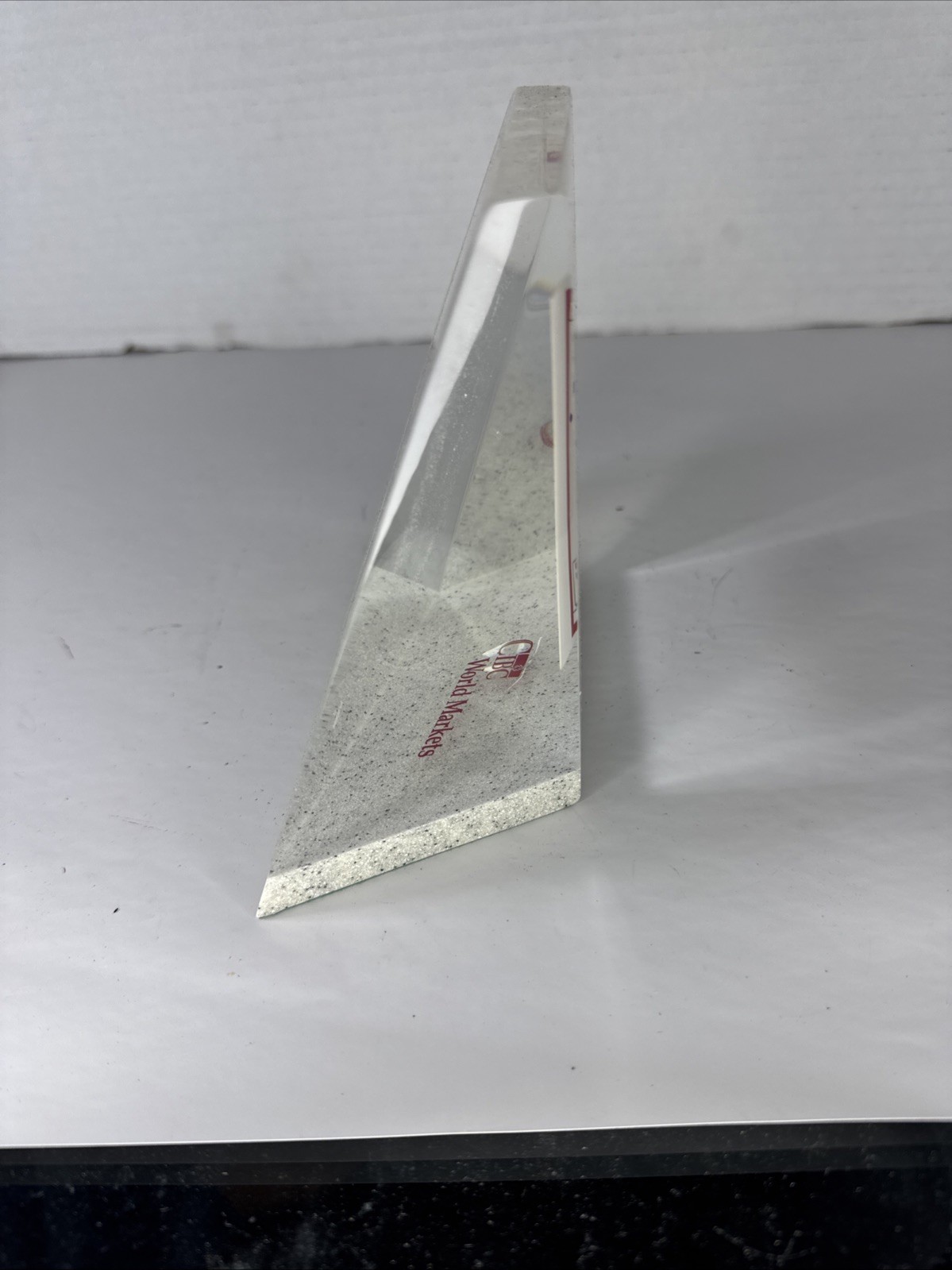 Acrylic Lucite Union 76 Oil Unocal Canada Ltd April 1998 Tarragon Oil & Gas