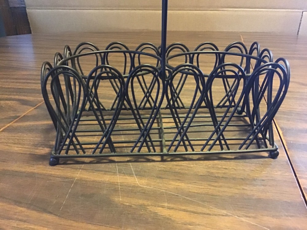 Vintage Small Metal Wire Rectangular Basket W/ Handle Bottles Small Pots