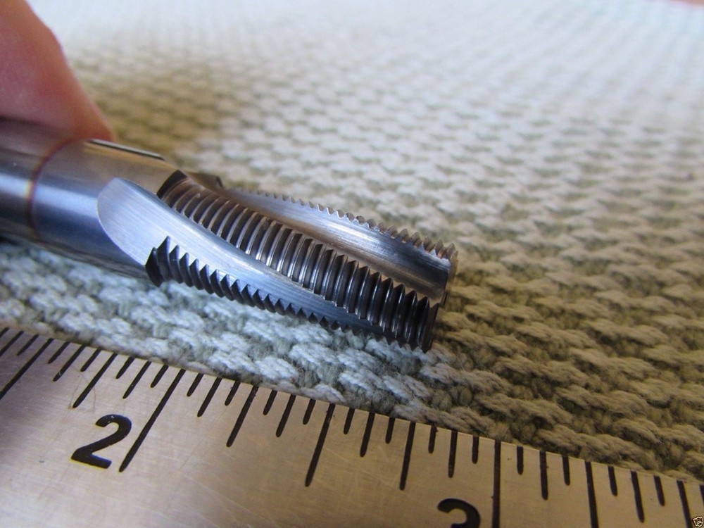 Vardex Solid Tungsten Carbide Thread Mill M12.0 x 1.0 Milling Tapping 1/2” Shank