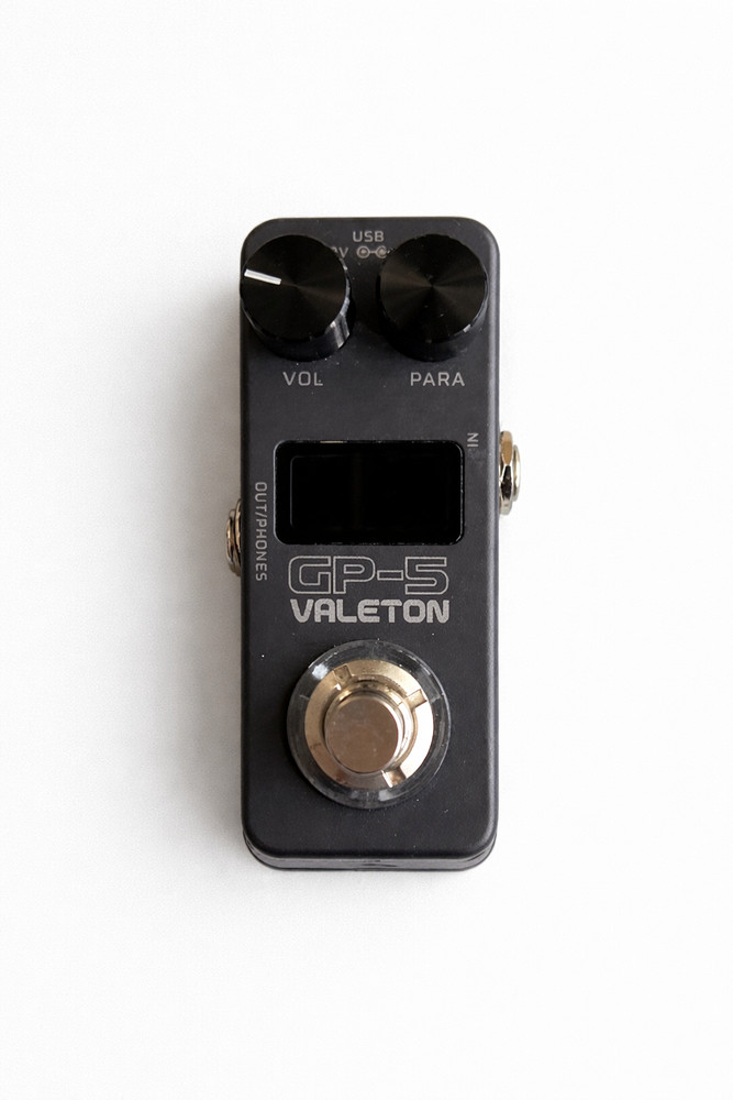 Valeton GP-5 Super Compact Multi-Effects Processor & M-VAVE Chocolate