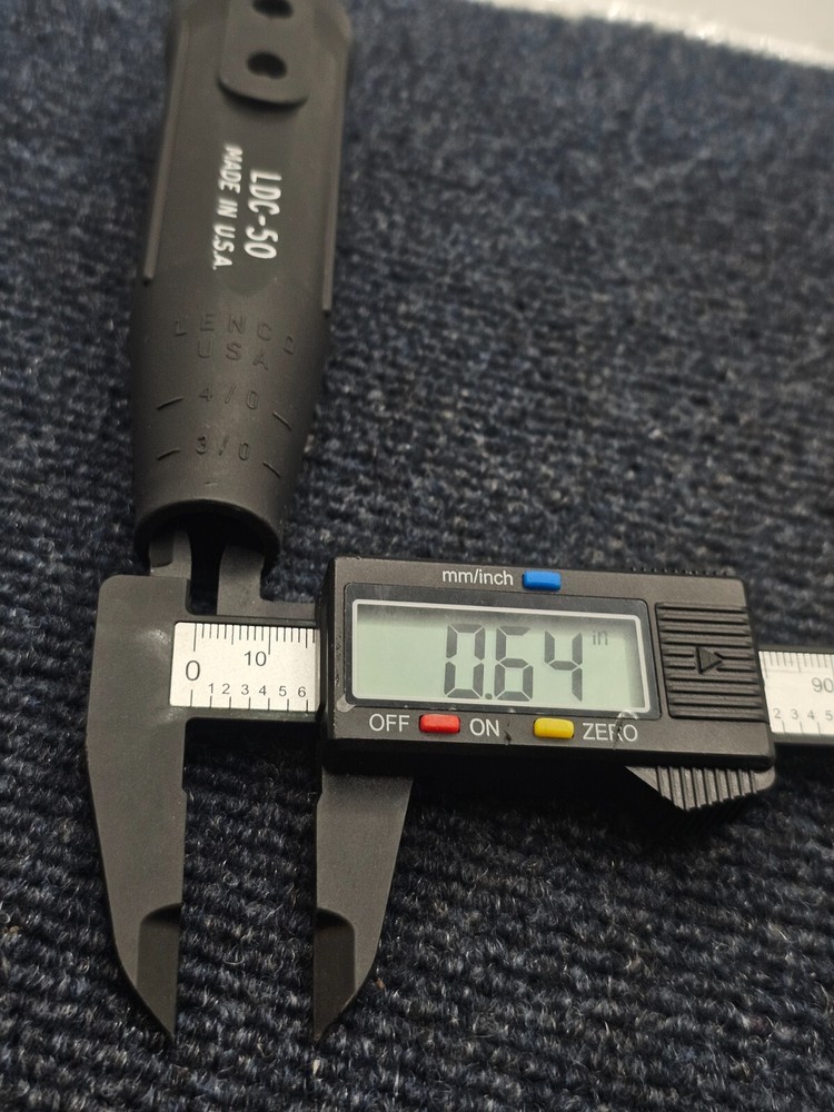 Lenco LDC-50: Black Dinse Style Cable Connector