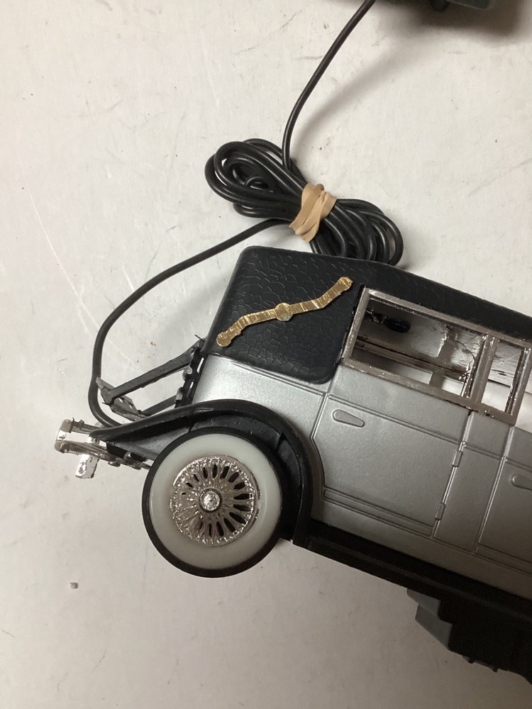 VINTAGE UNBRANDED WIRE CONTROL CAR