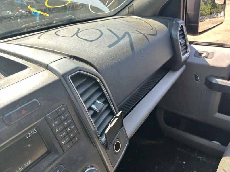 F150 2015 High Mounted Stop Light 104714187
