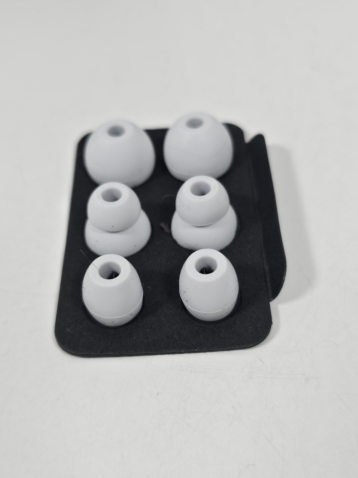 Rubber Ear Tips for Beats by Dr. Dre Flex Wireless In-Ear Headphones - Gray