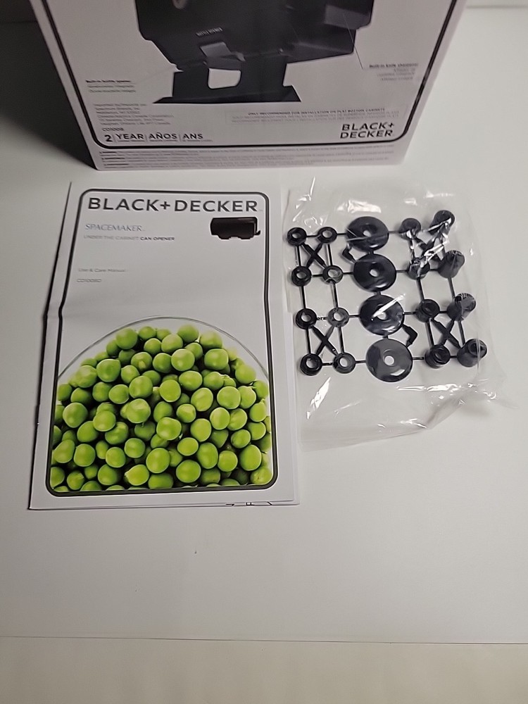 Black & Decker Spacemaker CO100B Can Opener - Black