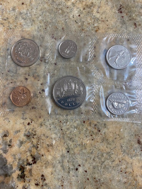 1977 CANADA UNCIRCULATED 6 COINS MINT SET, ENVELOPE AND COA