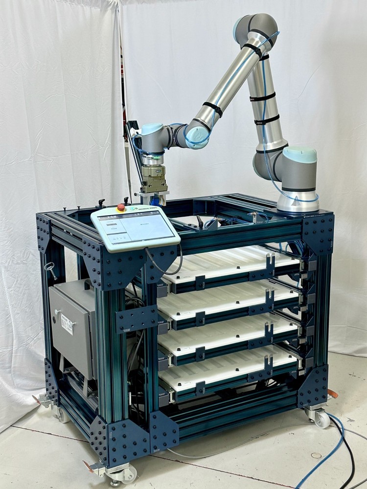 2020 UR10e Collaborative Robot + Controller + Vention stand + Schunk Gripper