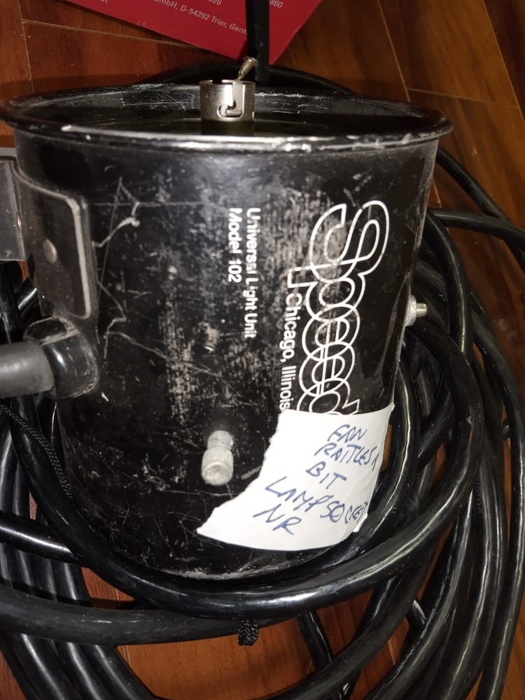 Speedotron 102 Blackline Studio Strobe Flash Head Fair No bulb Needs Lamp Socket