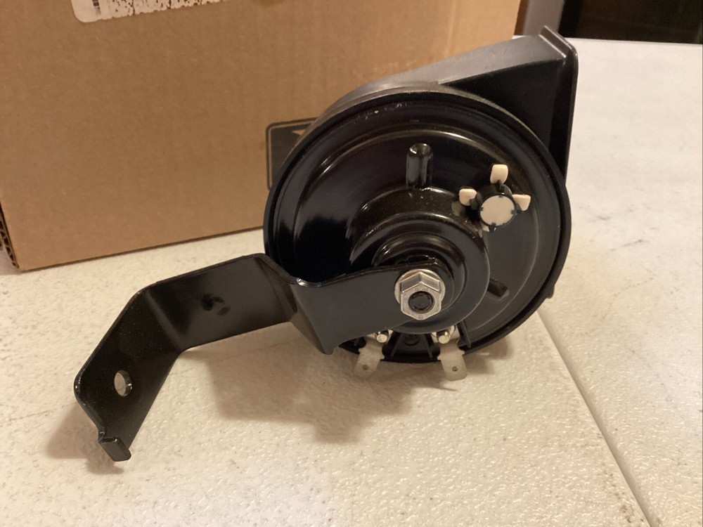 Genuine Mopar Horn And Bracket 68207363AB
