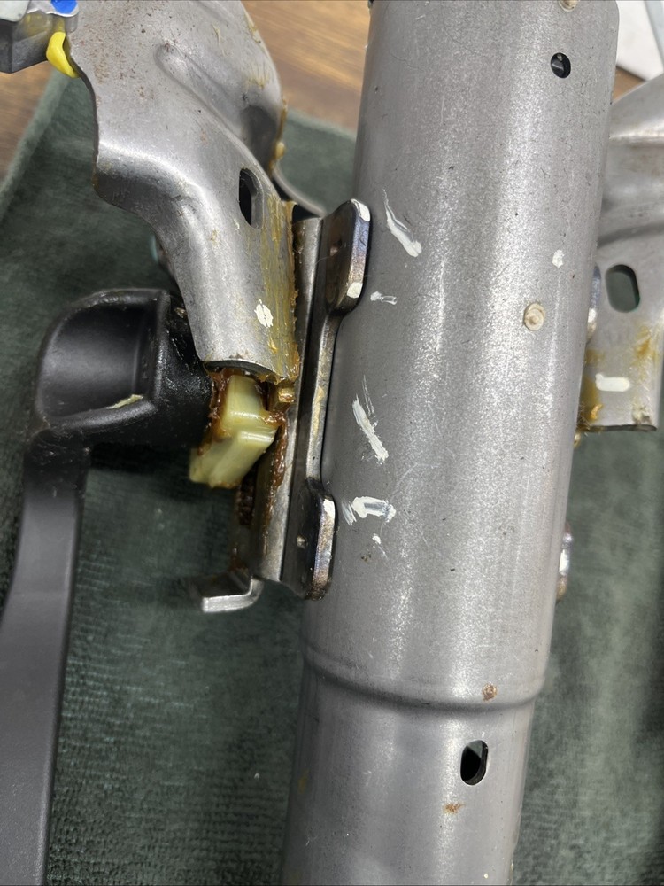 Vauxhall Mokka 2015 Upper Adjustable Steering Column Ignition Barrel Surround