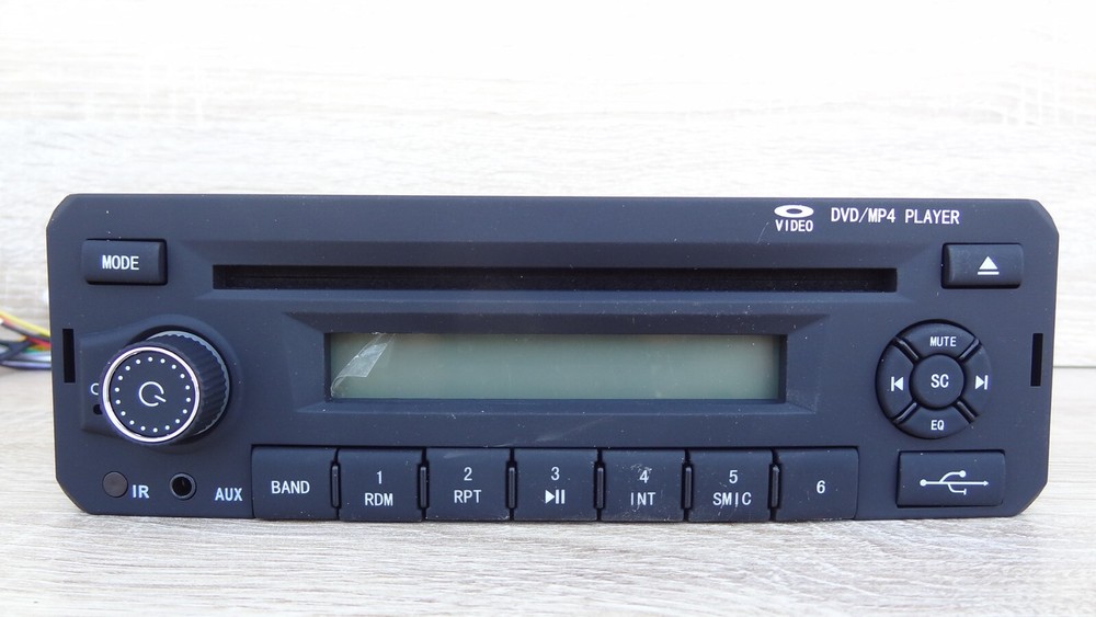 Car DVD Audio Video MP4 Player DC24V Model CA397B
