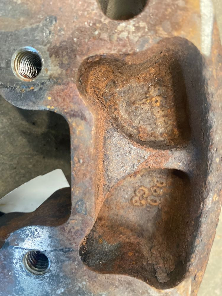 Suspension Bracket (641-12506)