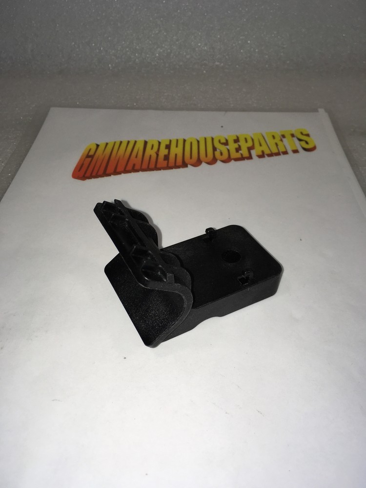 2012-2019 SONIC UPPER RADIATOR MOUNTING BRACKET NEW GM # 95016649