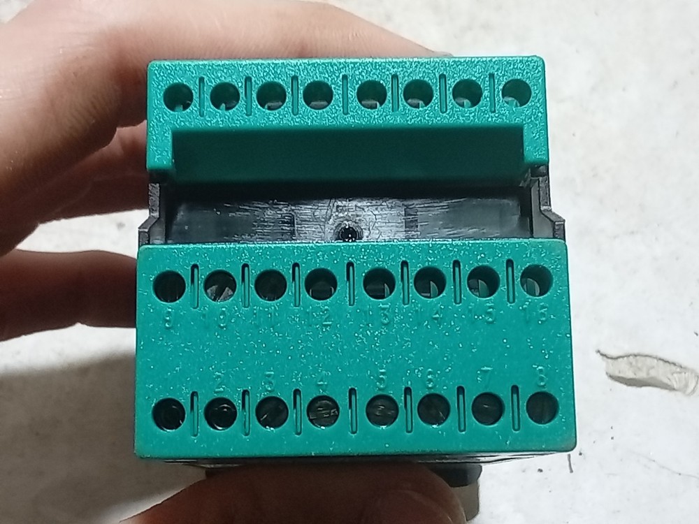 Cal Controls Process Controllers, 94110000VX15 (L7E)