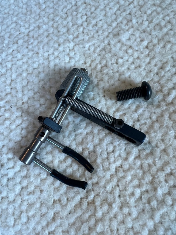 Dual Prong Compound Bow Rest