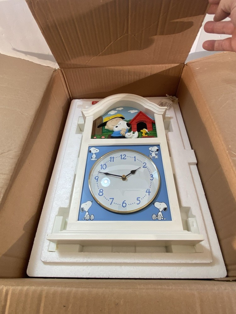 Peanuts Danbury Mint The Snoopy Collector Clock 2003 Works