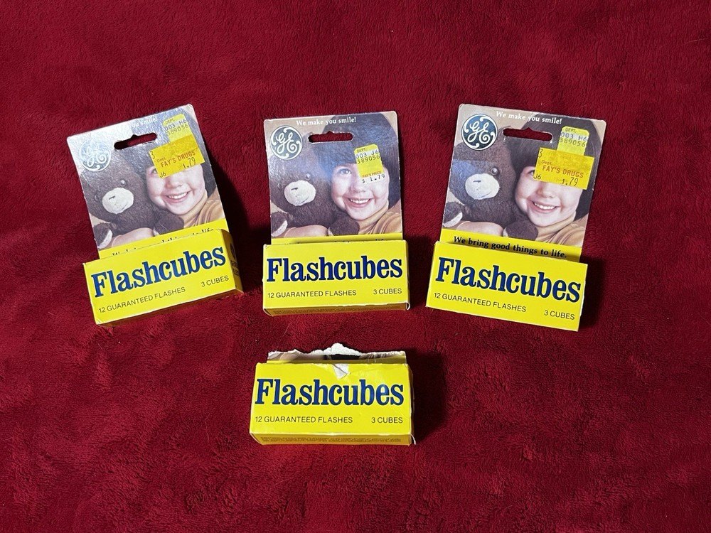 Vintage GE General Electric Square Camera Flashcubes Lot Set 4 Boxes 48 Flashes