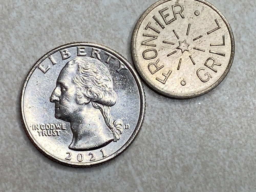 Frontier Grill St Paul MN Minnesota Token T8504